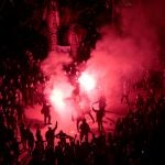 Vista aérea de la concentración de "Tsunami Democràtic" en los aledaños del Camp Nou antes del partido aplazado de LaLiga que disputan este miércoles Barcelona y Real Madrid . EFE/Marta Pérez