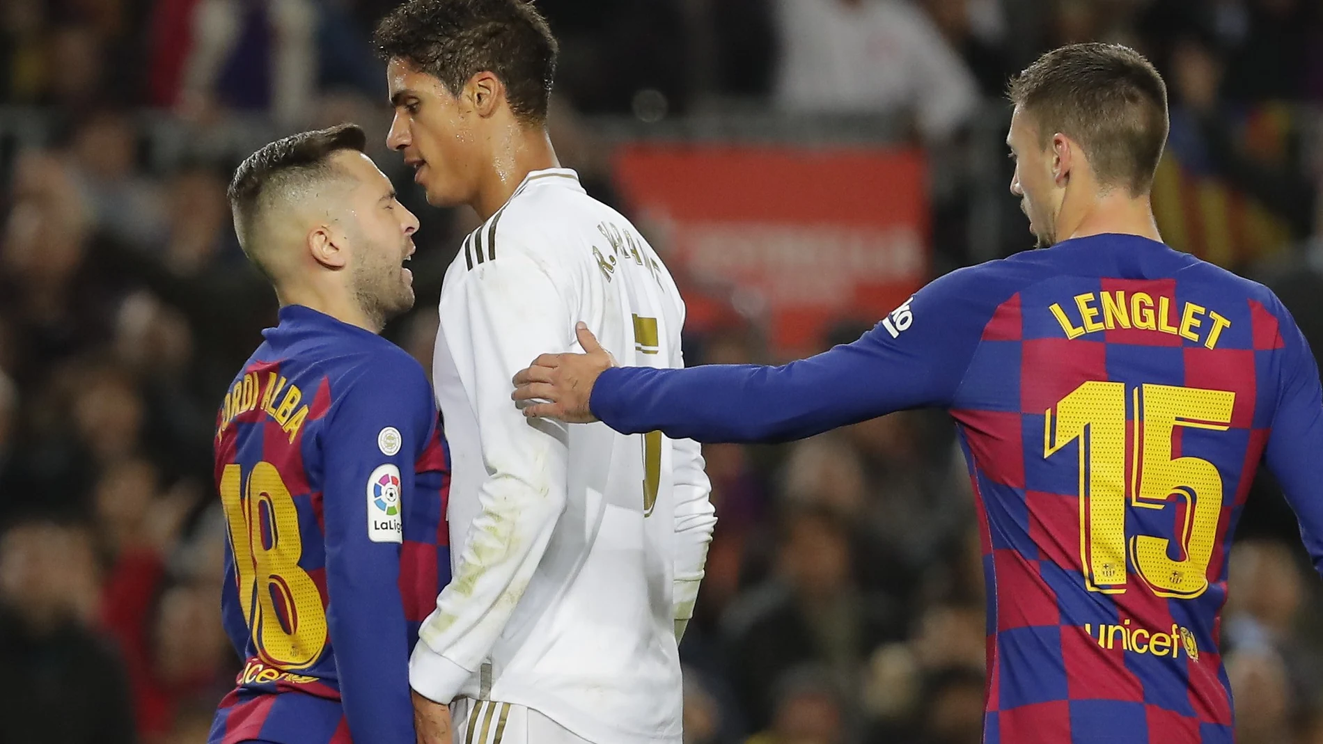 Alba y Lenglet, con Varane