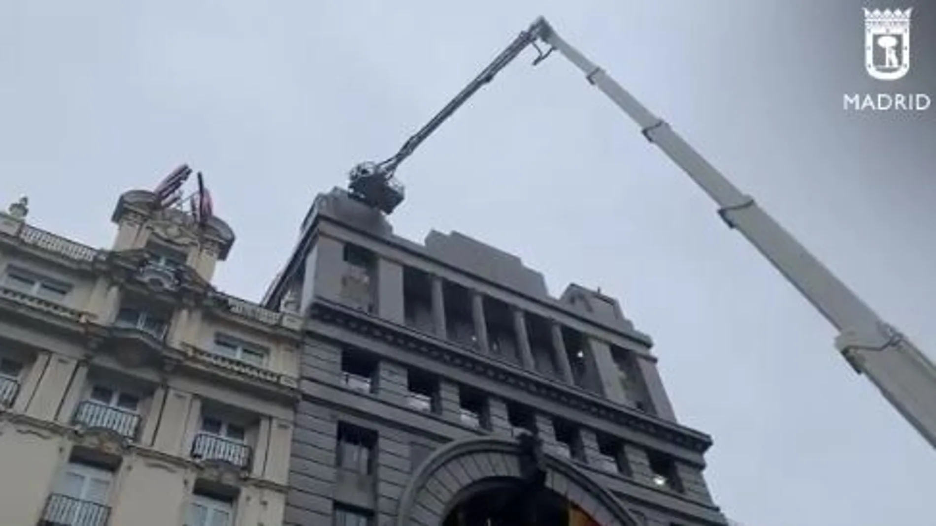 Madrid tiene un brazo articulado de 70 metros, seis por encima del que estrena Vigo.