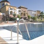 Piscina de un hotel de la Costa del Sol