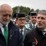 El ministro del Interior, Fernando Grande-Marlaska, y el director general de la Guardia Civil, F&eacute;lix Vicente Az&oacute;n