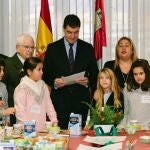 El consejero de la Presidencia, Ángel Ibáñez, participa en el día de conciliación familiar y laboral de los empleados de la Junta en Soria junto a Yolanda de Gregorio, entre otros
