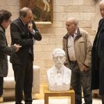 Entrega del busto de Francesc Macià en el Palau de la Generalitat