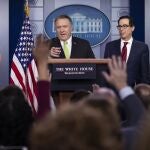 El secretario de estado Mike Pompeo comparece en la Casa Blanca