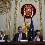 Imagen de archivo de la entonces ministra de Justicia en funciones, Dolores Delgado (d); el presidente del Tribunal Supremo y del Consejo General del Poder Judicial, Carlos Lemes, y la fiscal general del Estado, María José Segarra (i)