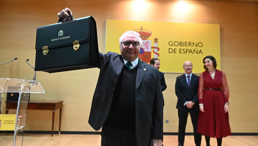Toma de posesión de Manuel Castells