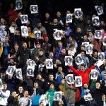 Aficionados del Málaga protestan contra el presidente del club, el jeque Abdullah ben Nasser Al Zani