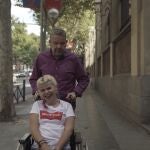 Dara tiene discapacidad intelectual y, en «Auténticos», Chicote le ayudará a conseguir su sueño: ser activista para la inclusión de las personas con problemas de movilidad