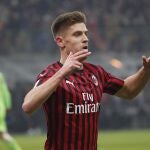 Krzysztof Piatek con el Milán. (AP Photo/Antonio Calanni)