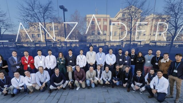 Lanzadera acelera 21 empresas emergentes e innovadoras