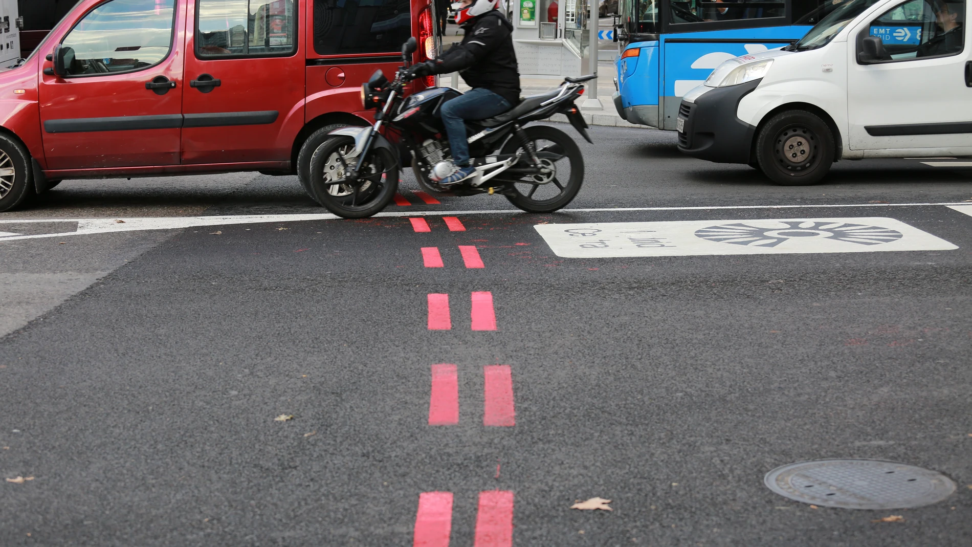 A partir del pasado 1 de enero, los coches sin etiqueta tienen prohibido aparcar en la zona SER de todo Madrid