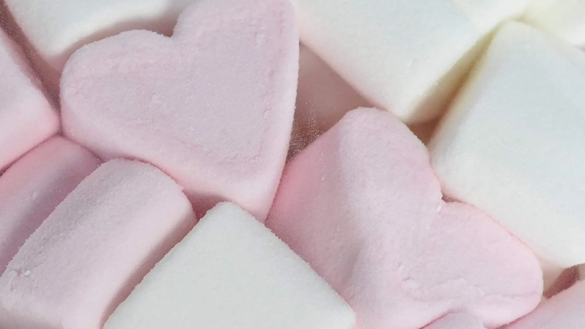 Nubes con forma de corazón, chucherías