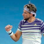 Thiem celebra su victoria ante Zverev