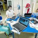 Los niños y adolescentes del aula escolar de La Paz, durante el taller que organizó LA RAZÓN para que ellos decidieran los temas que consideran más importantes