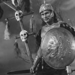 El actor Jack Palance caracterizado como Atila