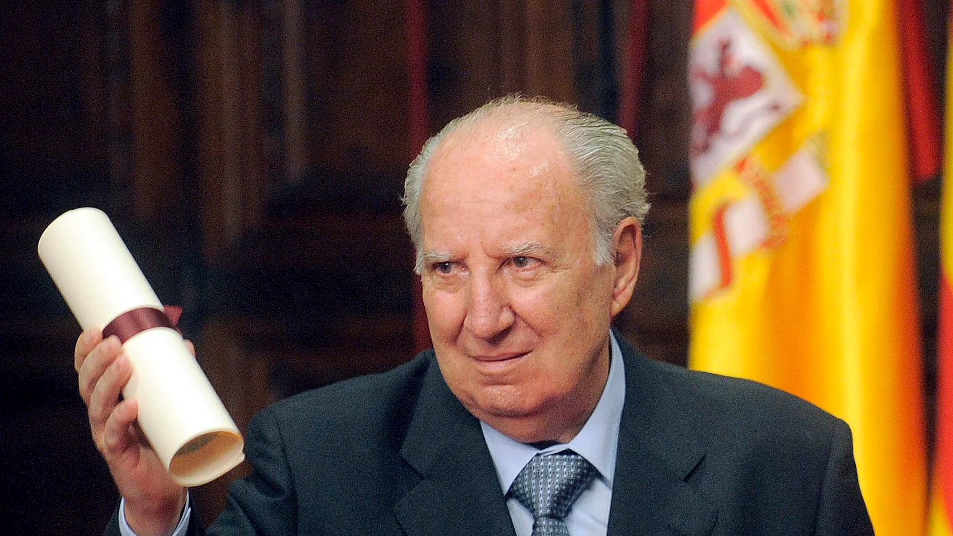 Fallece el dramaturgo y periodista Juan Alfonso Gil Albors a los 92 años