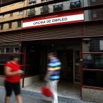 El colectivo de parados de larga duración es extraordinariamente grande en España