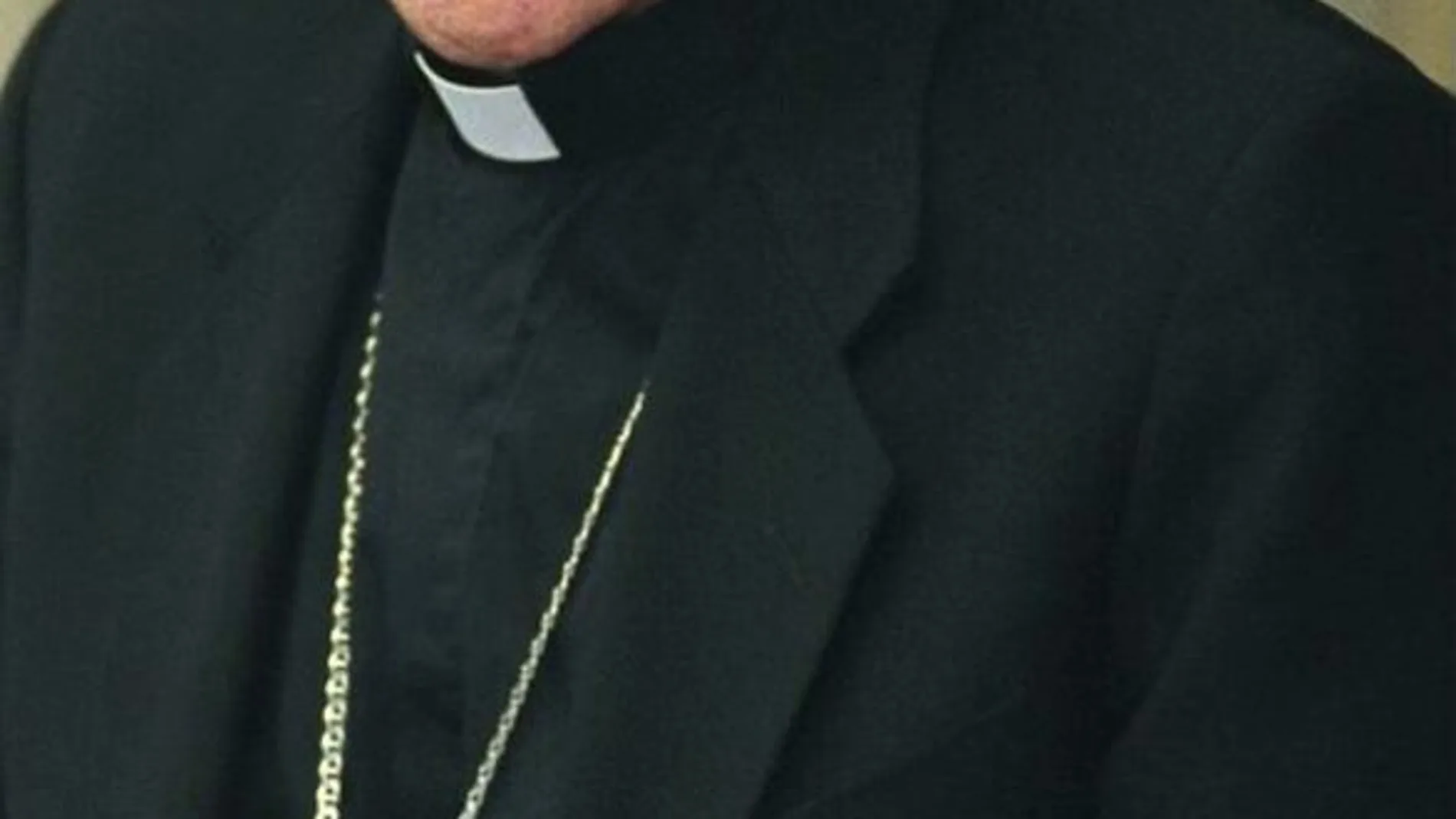 Imagen de archivo de un sacerdote
