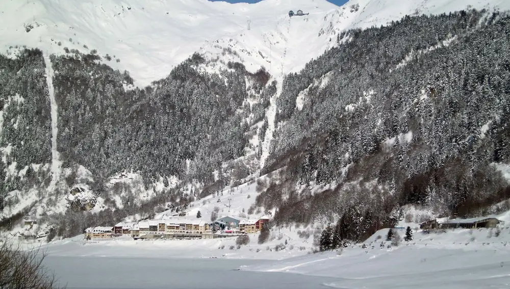 Lago de Fabrèges a los pies de Artouste