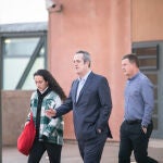 El exconseller de Interior de la Generalitat Quim Forn, en prisión por el 1-O, ha salido a las 7.37 horas de este jueves del centro penitenciario de Lledoners, en Sant Joan de Vilatorrada (Barcelona) para ir a trabajar a Mediapro.20 FEBRERO 2020;QUIM FORN;LLEDONERS;SANT JOAN DE VILATORRADA;BARCELONA;MEDIAPRO.Pau Venteo / Europa Press20/02/2020