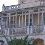 El expolio sistemático que ha sufrido Villa Calamari fue denunciado por las asociaciones Virgen de la Caridad y Daphne de Cartagena que han conseguido que el Ministerio abra un procedimiento administrativo