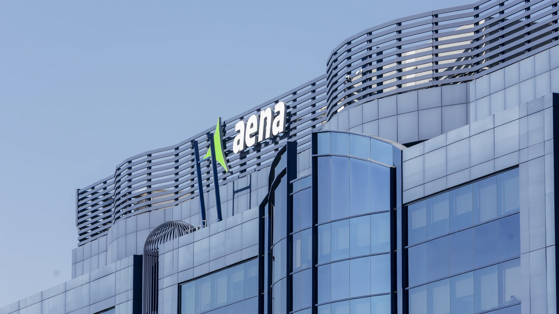 Recursos del Edificio de Aena Piovera Azul