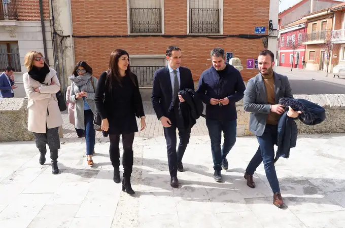 Demandan más transporte público para Renedo de Esgueva (Valladolid) Demandan más transporte público para Renedo de Esgueva (Valladolid)