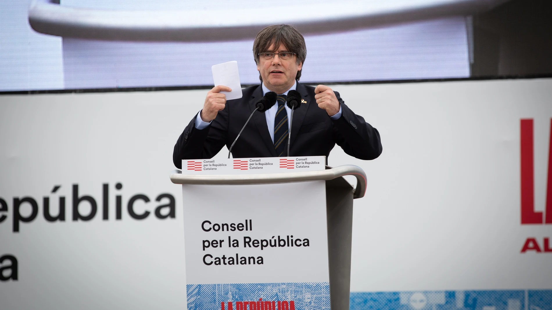AV.- Puigdemont desde Perpignan (Francia): "Tenemos que preparar la lucha definitiva"