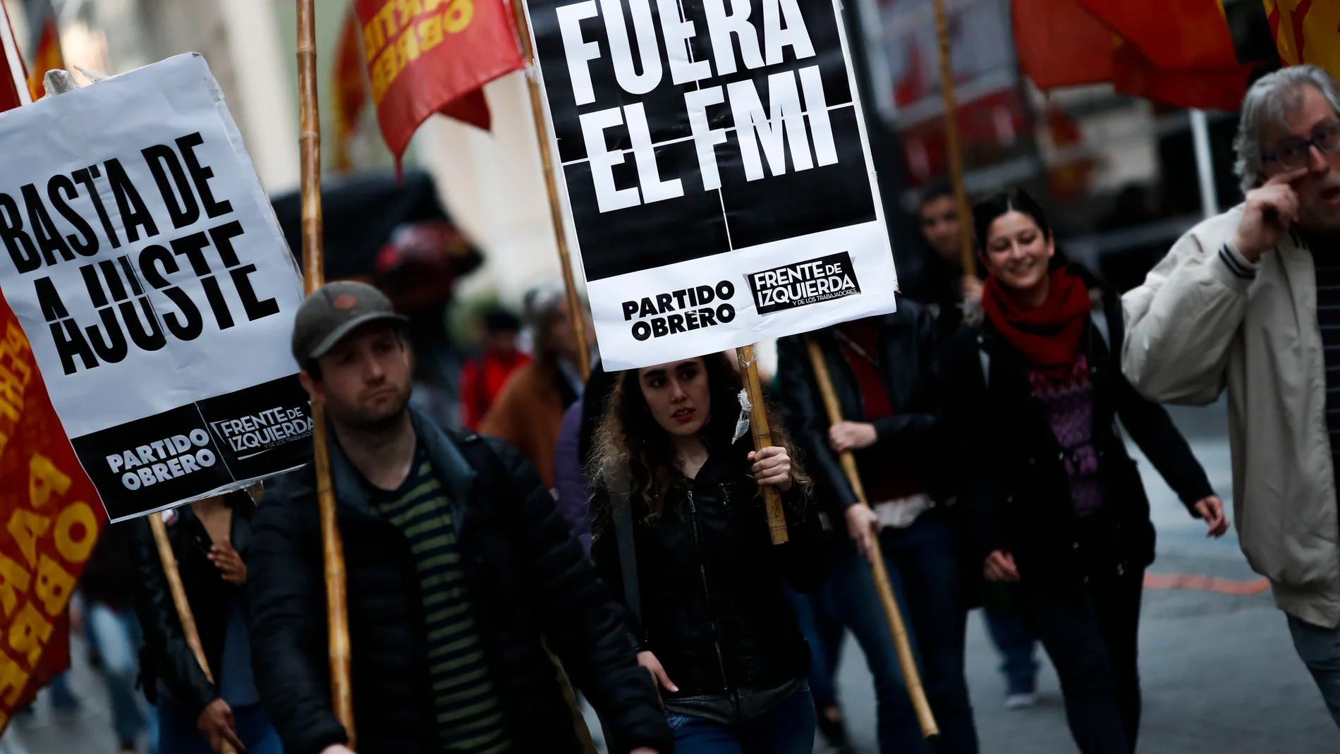 Latinoamérica arriesga su futuro por las deudas con China, EE.UU. y Rusia