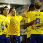 Imagen de archivo de los jugadores del Cádiz CF celebrando un gol