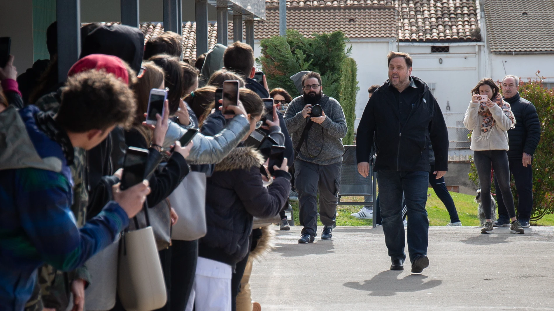 El líder de ERC, Oriol Junqueras, llega al campus de la UVic-UCC en la localidad barcelonesa de Manresa para trabajar de profesor