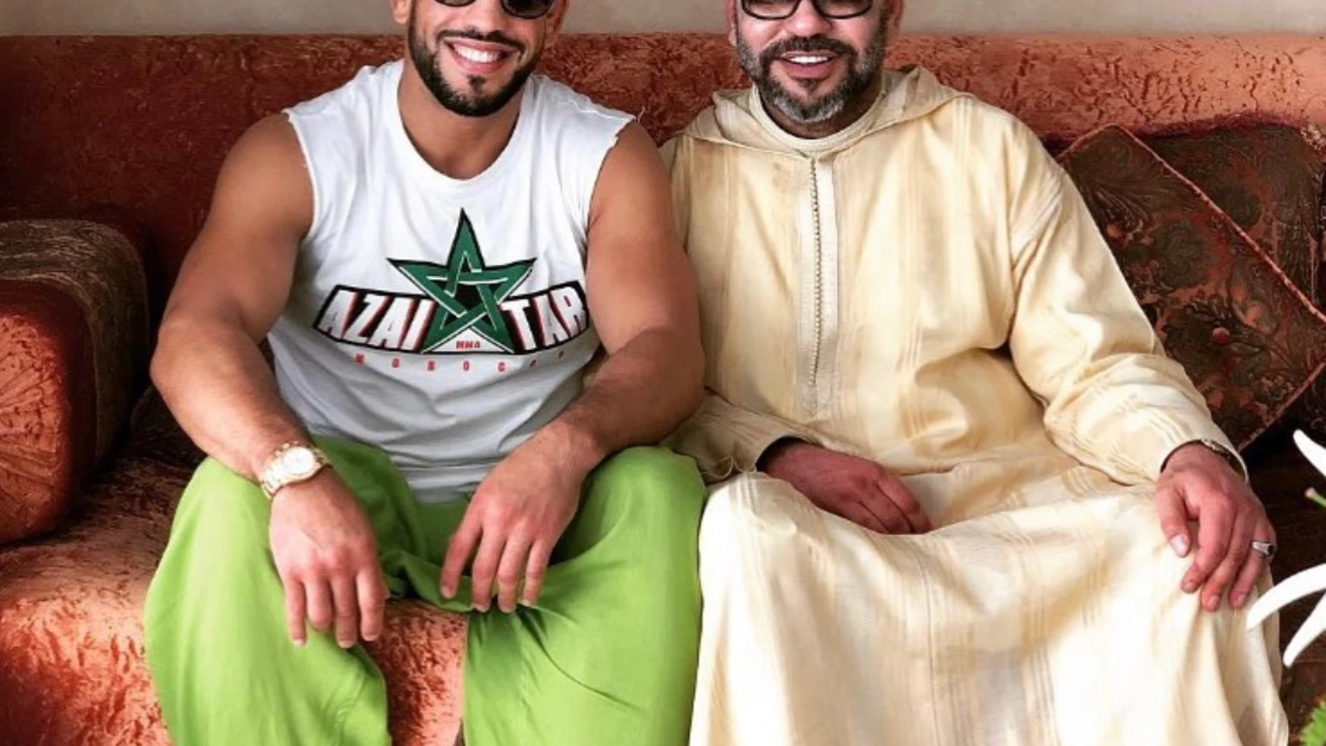 El boxeador y el Rey de Marruecos posan juntos