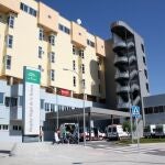 El Hospital Virgen de la Victoria de Málaga ingresó a la primera persona contagiada con el coronavirus