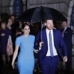 Harry y Meghan, duques de Sussex, a su llegada hoy a los premios de la Endeavour Fund en Londres.