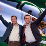 Juanma Moreno y Alberto Núñez Feijóo, presidentes de Andalucía y Galicia