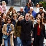 GRAF3224 VITORIA (Pais Vasco), 8/3/2020.- El candidato a lehendakari de la coalición PP+Cs, el popular Carlos Iturgaiz, c., y la senadora y líder de la formación naranja en Cataluña, Lorena Roldán, participan en Vitoria en un acto de cara a las elecciones vascas del 5 de abril . EFE/David Aguilar