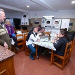 Peregrinos en el albergue San Nicolás de Flüe de Ponferrada