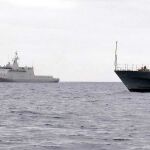 Buque de la Armada española hostigado en Gibraltar