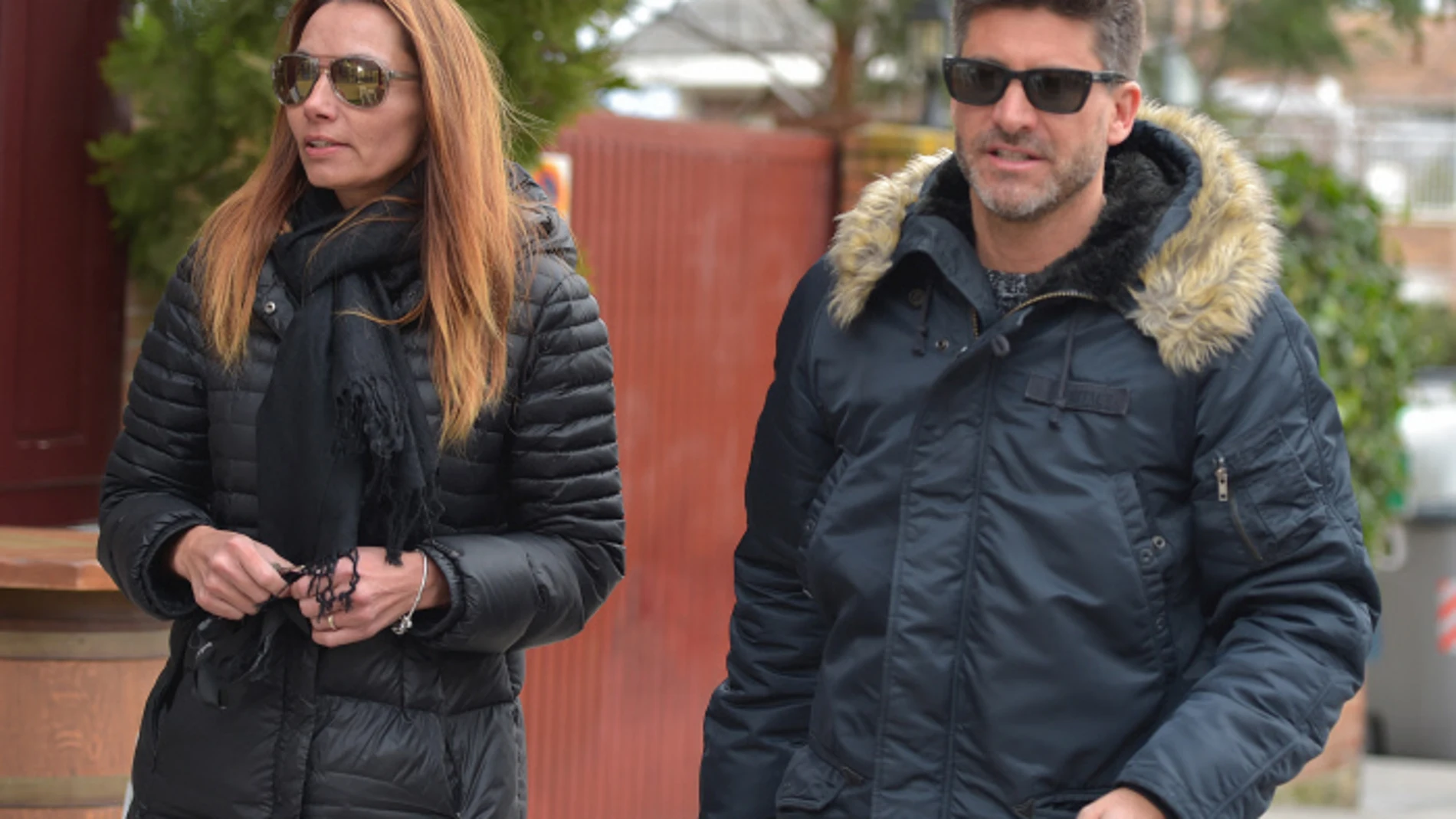 Toño Sanchis y Lorena Romero por las calles de Madrid 20/01/2017