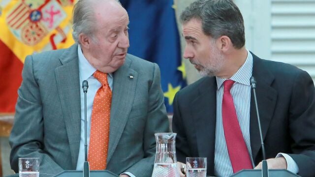 FOTO ARCHIVO: FELIPE VI Y JUAN CARLOS I PRESIDEN LA REUNIÓN DEL PATRONATO DE LA FUNDACIÓN COTEC