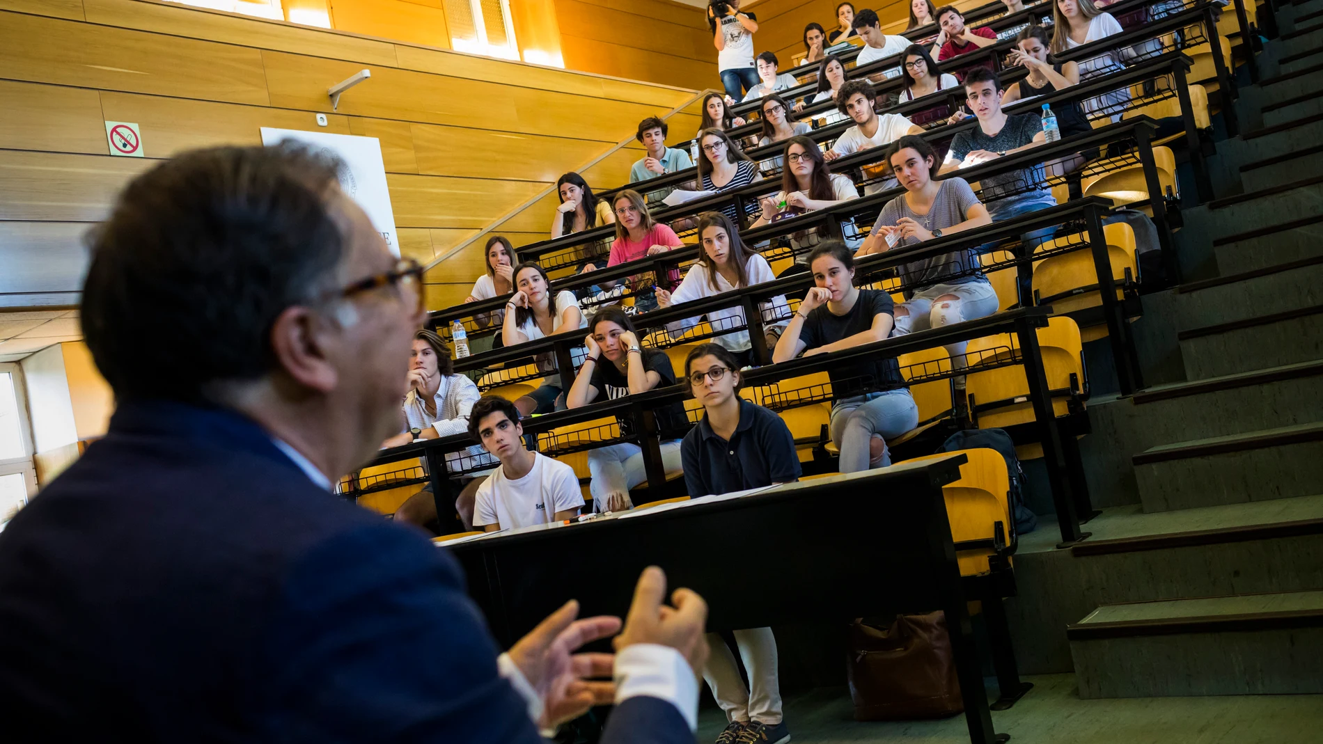 Inicio de la Prueba de la EBAU (Selectividad) en la Facultad de Odontologia de la UCM DE Madrid© Alberto R. Roldan / Diario La Razon04 06 2019