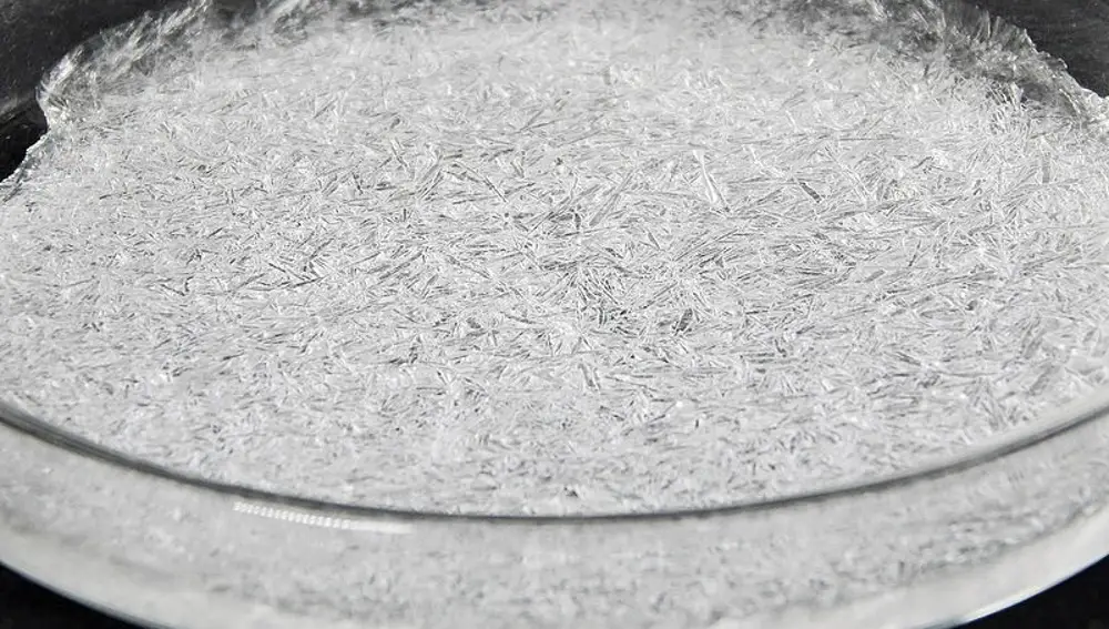 Pequeños cristales indeterminados