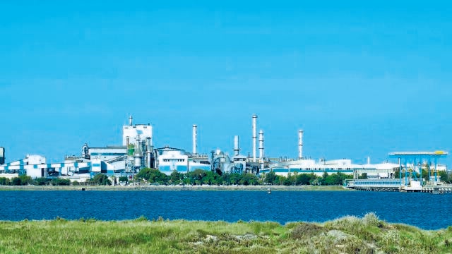 Instalaciones de Atlantic Copper en Huelva