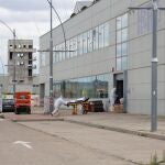 Entrada de un paciente al hospital de campaña que se habilitó durante el estado de alarma en la localidad burgalesa de Aranda de Duero como consecuencia del coronavirus