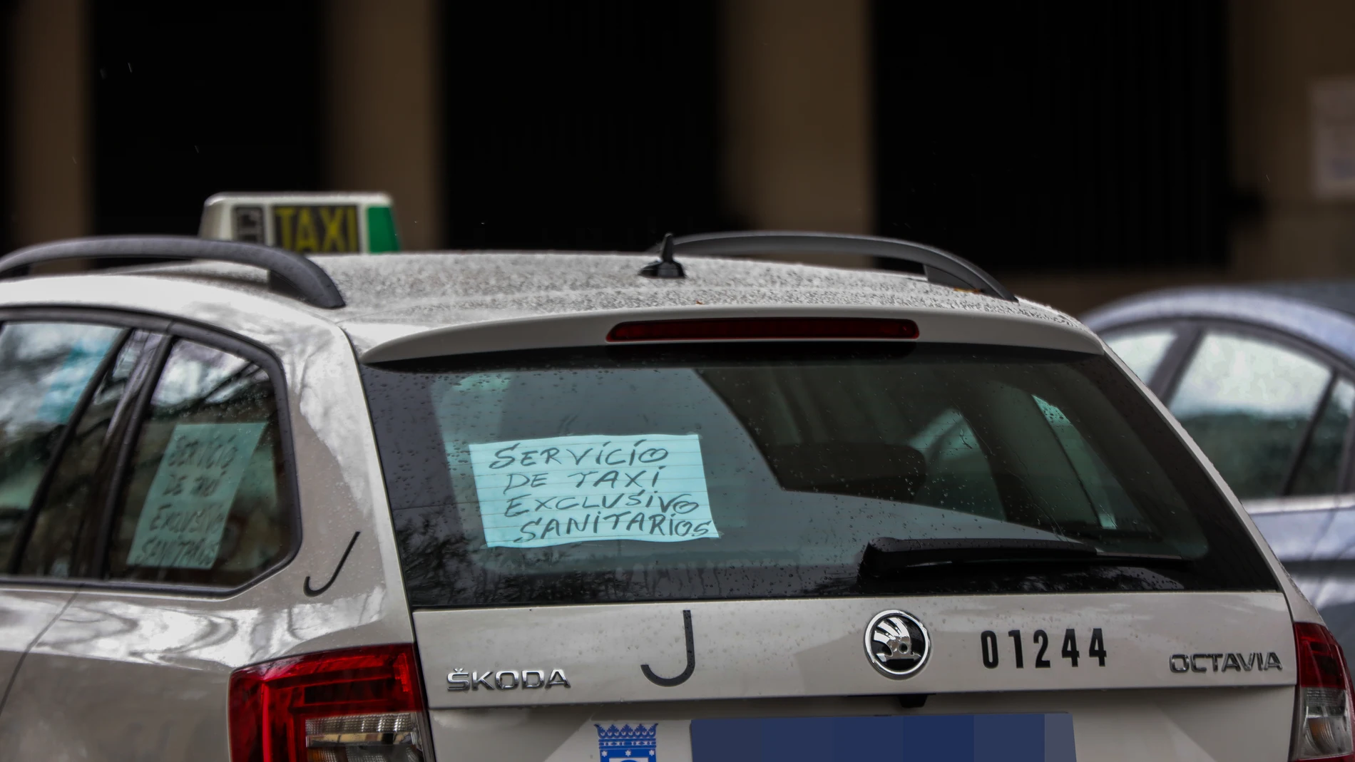 Madrid prorroga hasta el 12 de abril su colaboración con taxis y VTC para el traslado de sanitarios
