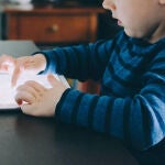Las empresas se están volcando para que ningún hogar pierda conectividad