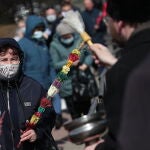 Fieles en un acto religioso en Minsk, en Bielorrusia