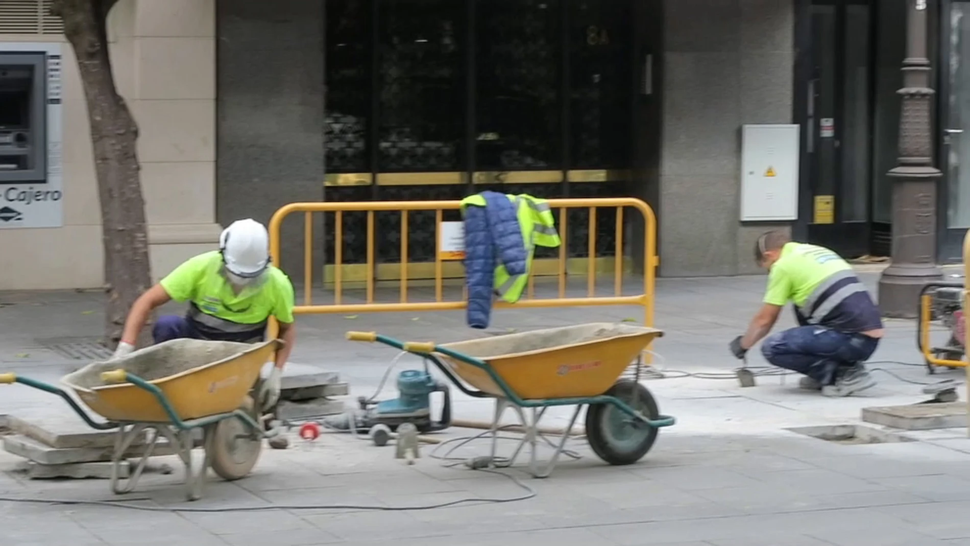 Obreros De La Construcción Vuelven Al Tajo