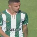 Agustín Urzi con Banfield.