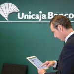 La puesta a disposición de empresas y autónomos de estas líneas responde al apoyo que la entidad ofrece al sector empresarial